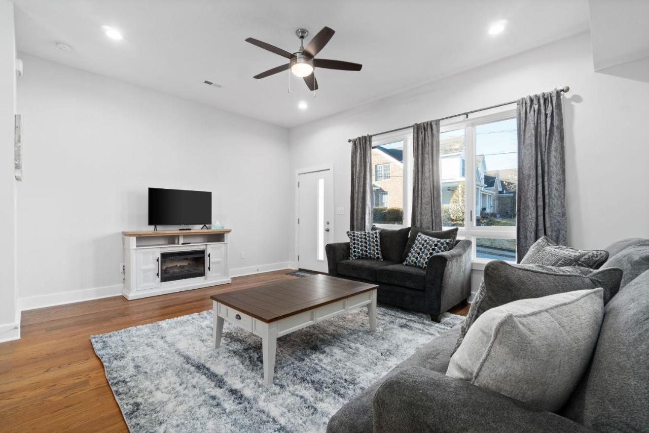 Rebecca'S Downtown Luxury Living Βίλα Κλάρκσβιλ Εξωτερικό φωτογραφία